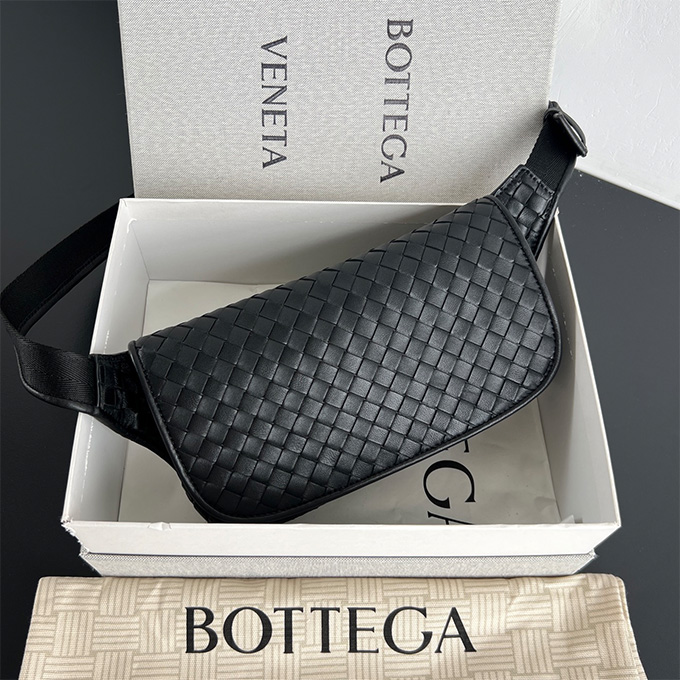 bottega veneta generous flap woven crossbody bag #876334